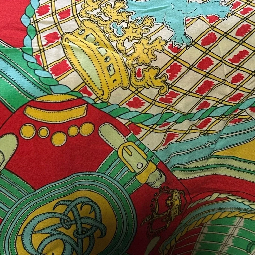 Vintage cotton or cotton like fabric  with equestrian and heraldic motifs. - Picture 9 of 9